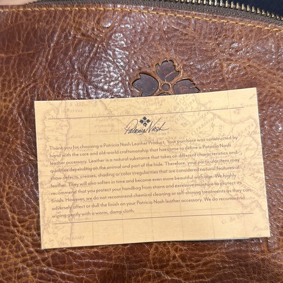 Patricia Nash Cassini Genuine Leather Wristlet Clutch cognac P34906 NWT - Picture 3 of 4